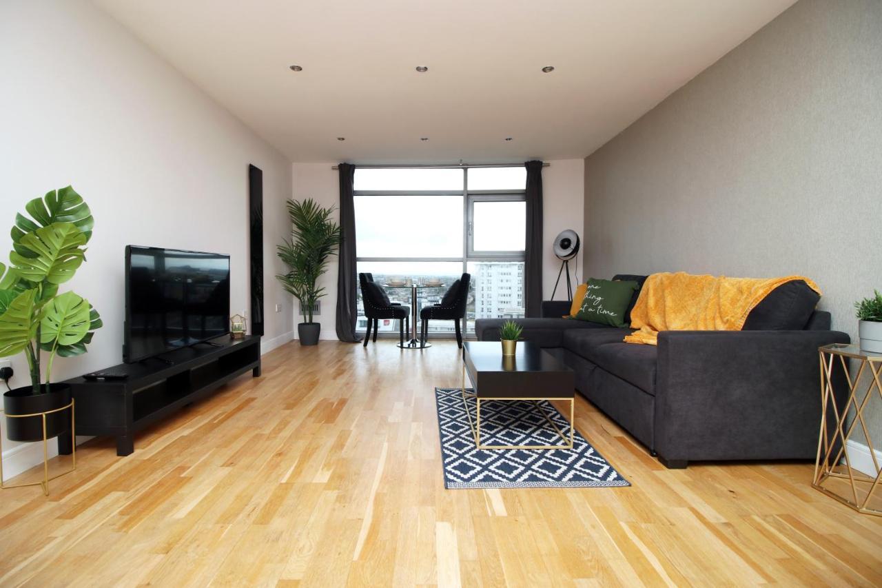 The View - Long Stay Offer - Modern Central Apartment And Parking By Cto Serviced Apartments Cardiff Zewnętrze zdjęcie
